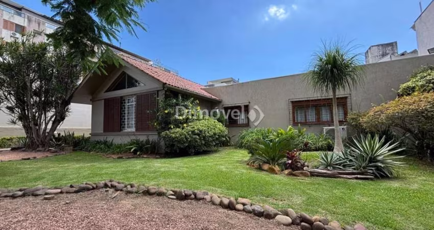 Casa com 5 quartos à venda na Rua Jataí, 563, Cristal, Porto Alegre