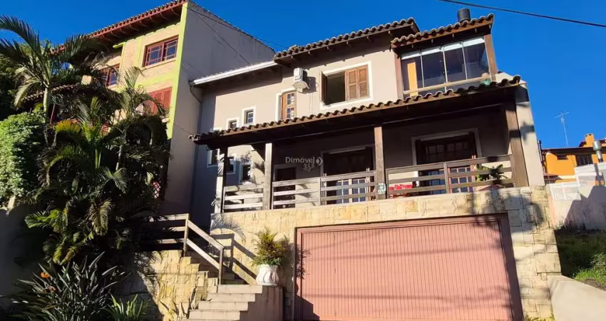 Casa com 3 quartos à venda na Rua Imeram Teixeira Cabeleira, 15, Ipanema, Porto Alegre