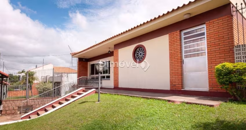 Casa com 4 quartos à venda na Rua Pinaré, 66, Vila Assunção, Porto Alegre