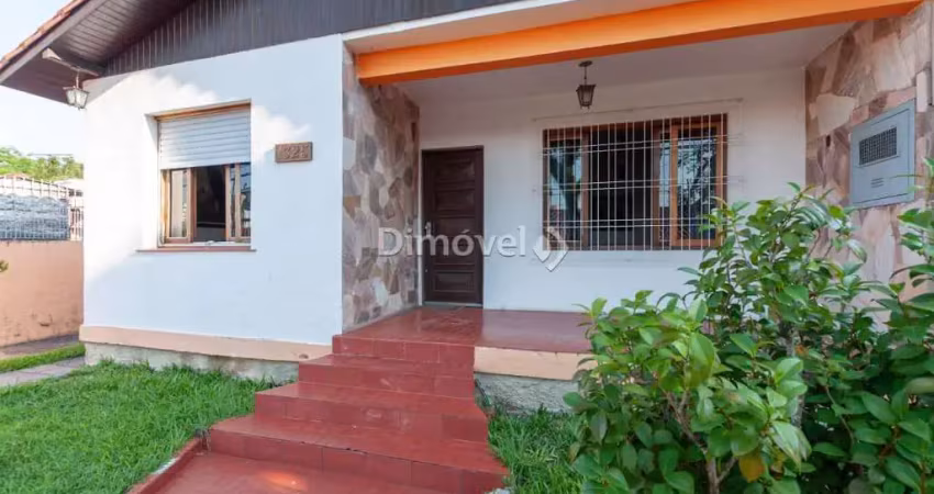 Casa com 3 quartos à venda na Rua Doutor Mário Totta, 1325, Tristeza, Porto Alegre