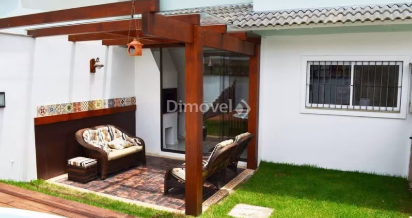 Casa em condomínio fechado com 3 quartos à venda na Rua Corticeira, 754, Hípica, Porto Alegre