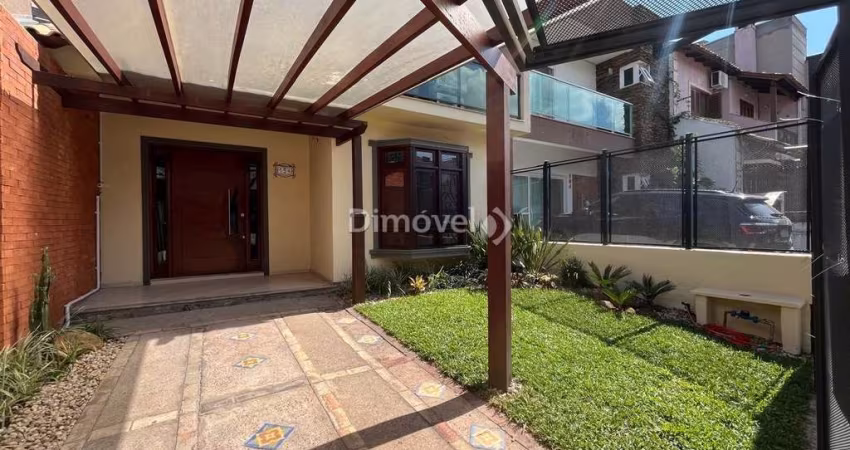 Casa com 3 quartos para alugar na Rua Roberto Santini, 194, Hípica, Porto Alegre