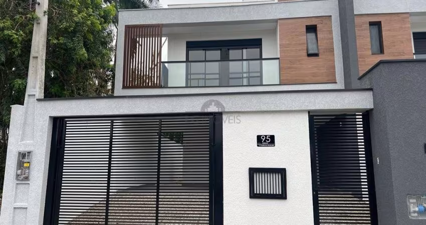 SOBRADO GEMINADO no GLÓRIA com 3 quartos para VENDA, 152 m²