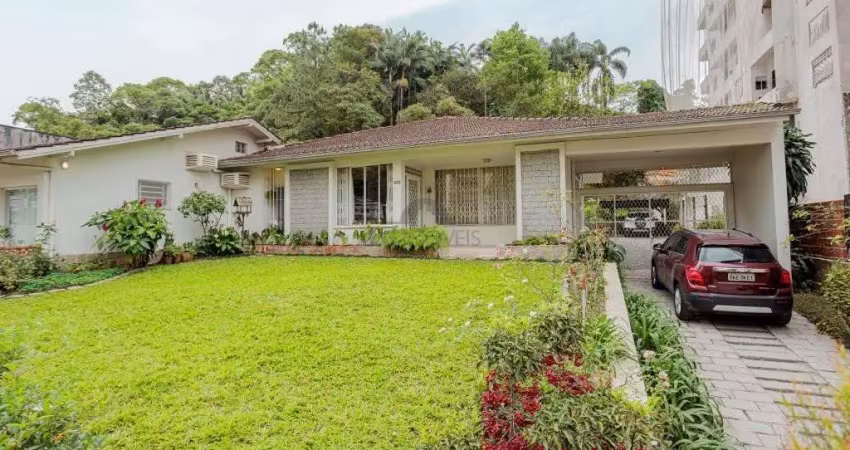 CASA no AMÉRICA com 4 quartos para VENDA, 332 m²