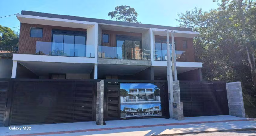SOBRADO GEMINADO no ANITA GARIBALDI com 3 quartos para VENDA, 162 m²