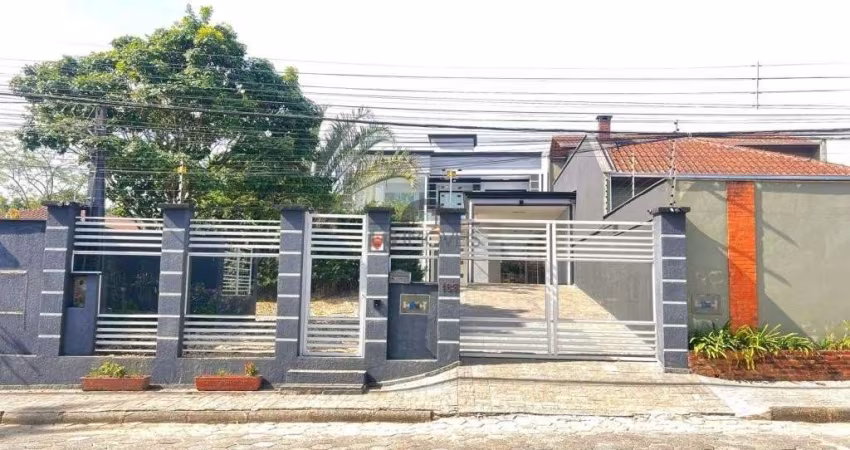 CASA no FLORESTA com 4 quartos para LOCAÇÃO, 249 m²