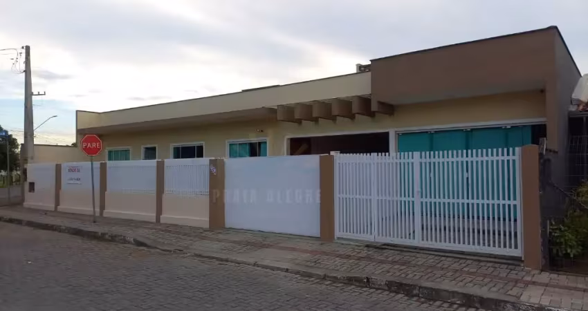 Casa em balneário piçarras no bairro nossa senhora da paz