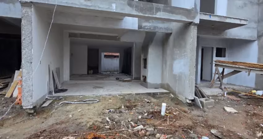 Sobrados em fase de finalização de obra - balneário piçarras