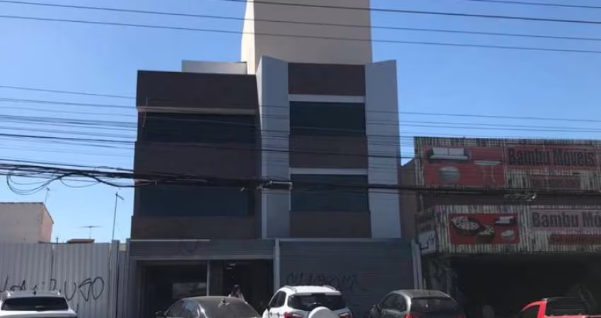 Vendo ou alugo prédio com elevador sendo subsolo de garagem, com loja e mais 3 pavimentos com cobertura, ótimo para clínica, escola, cursos, advocacia, empresas de grande porte