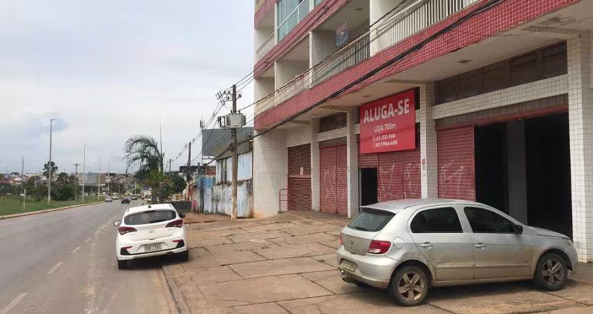 rua 3 loja com 600 metros frente para estrutural na marginal, pé direito duplo, com wc, 6 portas de enrolar