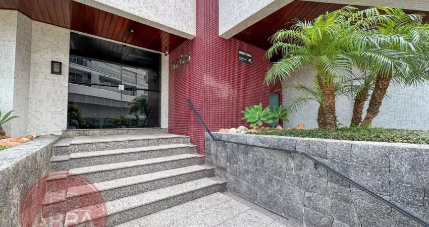 Apartamento frente mar em Caiobá, 176.9m², 04 dormitórios.