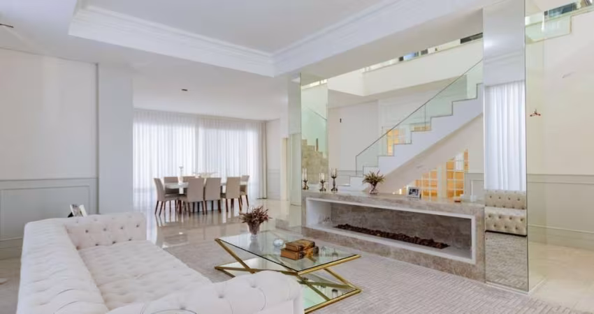 Imponente, Exclusiva e Feita para Viver com Grandeza | 5 Suítes na Vila Moema