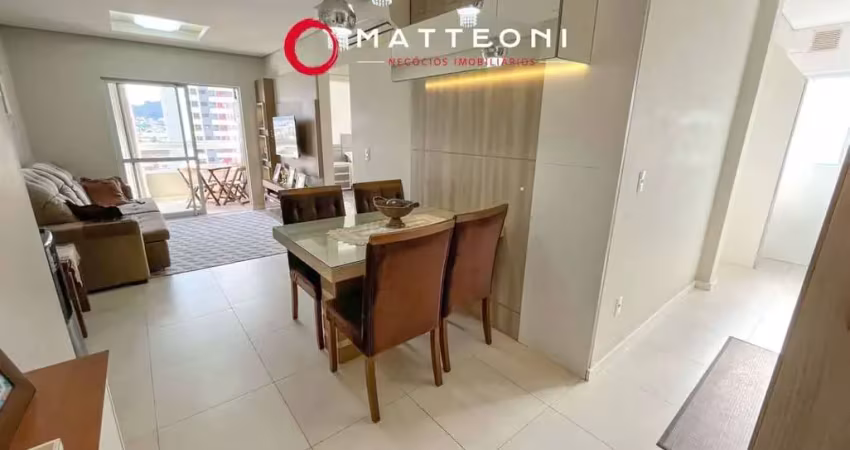 Oportunidade no centro | apartamento semimobiliado com sacada e churrasqueira por r$449 mil