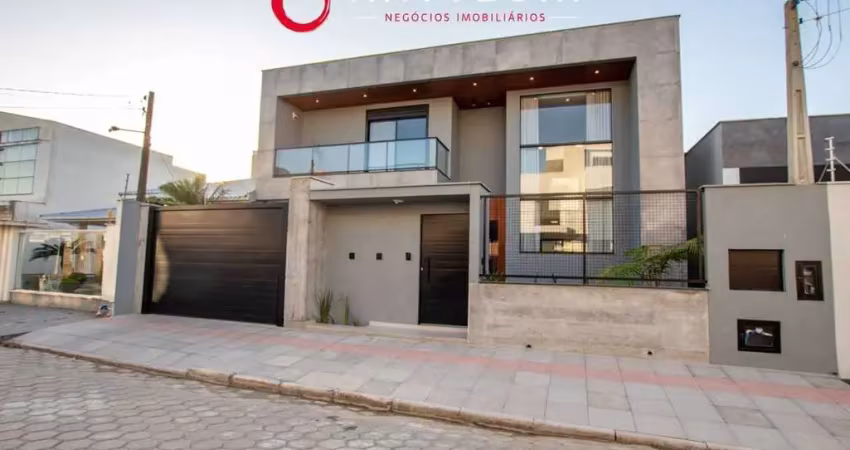 Casa no revoredo: pronta para morar com espaço de lazer!