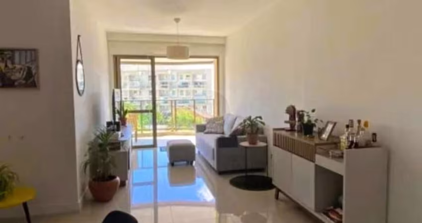 Apartamento 3 Quartos na Estrada do Guanumbi - Condomínio Fechado