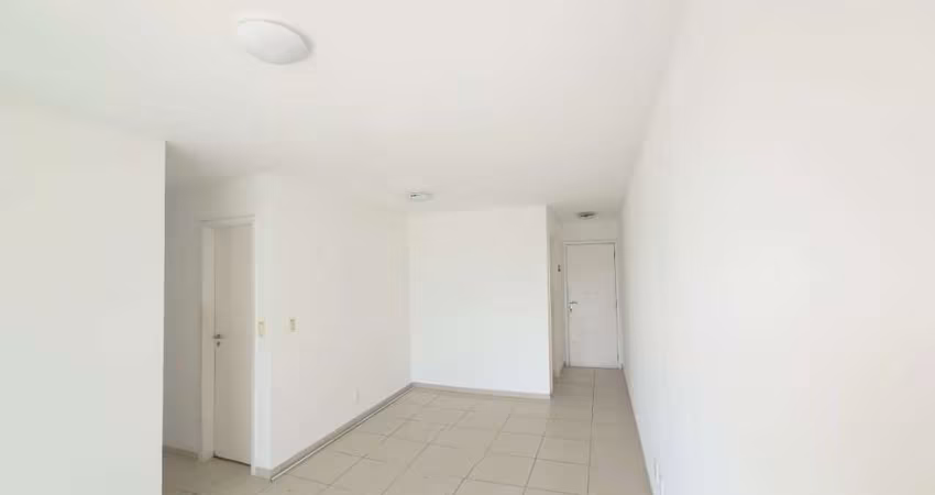Apartamento 2 Quartos na Rua Aroazes - Cond. Vila Ferrara