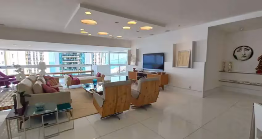 Apartamento reformado 4 quartos, andar alto - condomínio atlântico sul - linda vista mar