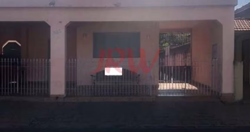 CASA NO CENTRO ÓTIMA LOCALIZAÇÃO 413MTS PERFEITO PARA CLÍNICA