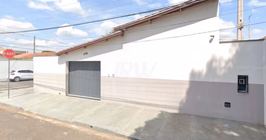 Otima oportunidade de investimento com Terreno de 360m² sendo 190² de área construida com duas casas e um ponto comercial, totalizando 3 imóveis na me
