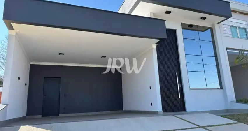 Casa térrea no condominio residencial viena na cidade de indaiatuba - sp  terreno: 300 m² construção: 188,68 m²  sala de estar     porta social alumín