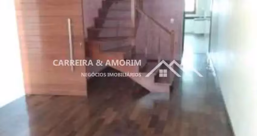 Casa a venda, sobrado 3 dormitórios, 01 suíte,  sala, cozinha, 3 banheiros, 1 vaga, a 6 minutos da estação campo limpo metrô.