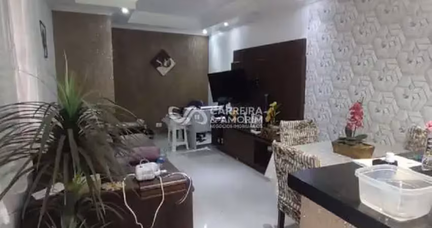 Casa a venda, com 2 casas no quintal, reformada, 2 vagas de garagem, chácara santana, zona sul, parque santo antônio.