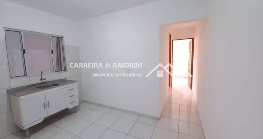 Alugo casa com 02 cômodos grandes no jardim germânia próximo ao terminal cpelinha de onibus, shopping campo limpo - r$ 870,00