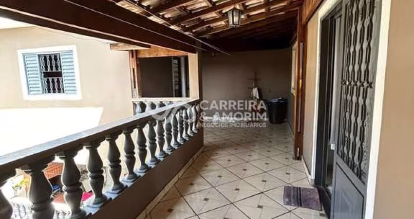 EXCELENTE SOBRADO PARA VENDA 170m² 3 DORMITÓRIOS, 1 SUÍTE,  SACADA, CHURRASQUEIRA 3 VAGAS DE GARAGEM, JARDIM CAPÃO REDONDO, SÃO BENTO NOVO, ZONA SUL.
