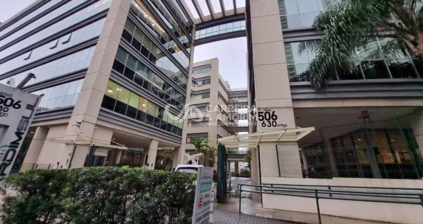 EXCELENTE SALA COMERCIAL A VENDA, 72 M² TODA REFORMADA, PRÓXIMO AO SHOPPING JARDIM SUL, MORUMBI TOWN - CENTRO EMPRESARIAL JARIM SUL - VILA ANDRADE.