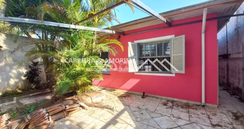 ALUGO CASA, TÉRREA 3 DORMITÓRIOS, QUINTAL GRANDE, SALA, COPA, COZINHA, LAVANDERIA, 3 BANHEIROS, 2 VAGAS. VILA MARACANÃ. JARDIM CASABLANCA.