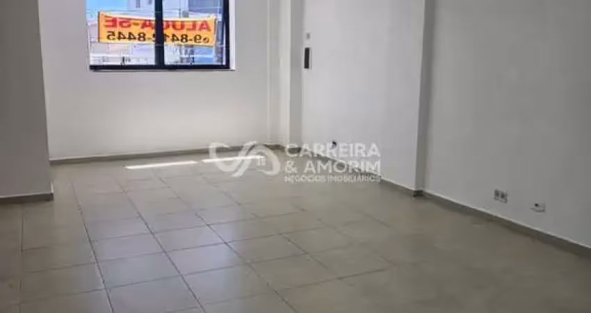 Alugo salão comércial com 33m², com vaga de garagem, ao lado do hospital campo limpo, vila maracanã, estrada de itapecerica, shopping campo limpo.