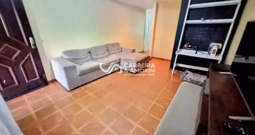 Casa a venda, sobrado 3 dormitórios, sala, cozinha, banheiro, sacada na frente, quintal e garagem coberta. jardim casablanca - jardim iracema.