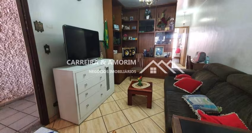 CASA A VENDA, SOBRADO 2 DORMITÓRIOS, SALA 2 AMBIENTES, CHURRASQUEIRA, VAGA COBERTA. 900 METROS METRÔ GIOVANNI E TERMINAL JOÃO DIAS. VILA DAS BELEZAS.