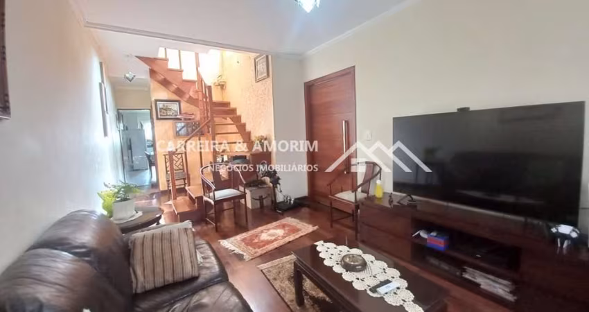 CASA A VENDA, SOBRADO 3 DORMITÓRIOS, SUÍTE, SALA, COZINHA, 3 BANHEIROS, GARAGEM, 6 MINUTOS METRÔ CAMPO LIMPO. JARDIM IRACEMA. JARDIM CASABLANCA.