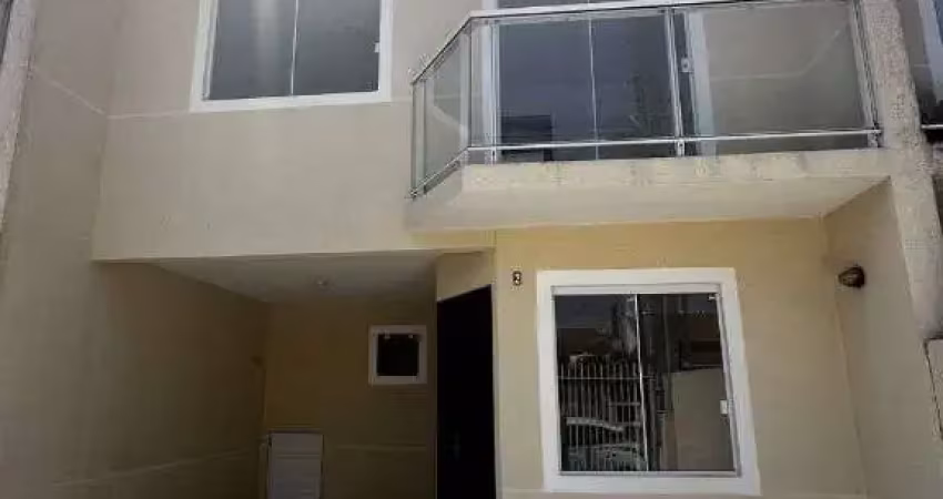 Casa com 3 quartos para alugar na Rua Nicanor do Rosário, Pinheirinho, Curitiba
