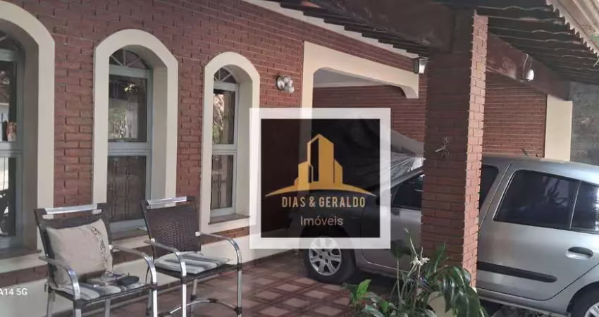 Casa à venda, 200 m² por R$ 1.060.000,00 - Conjunto Residencial Trinta e Um de Março - São José dos Campos/SP