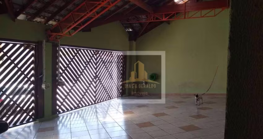Casa à venda, 220 m² por R$ 900.000,00 - Jardim Morumbi - São José dos Campos/SP