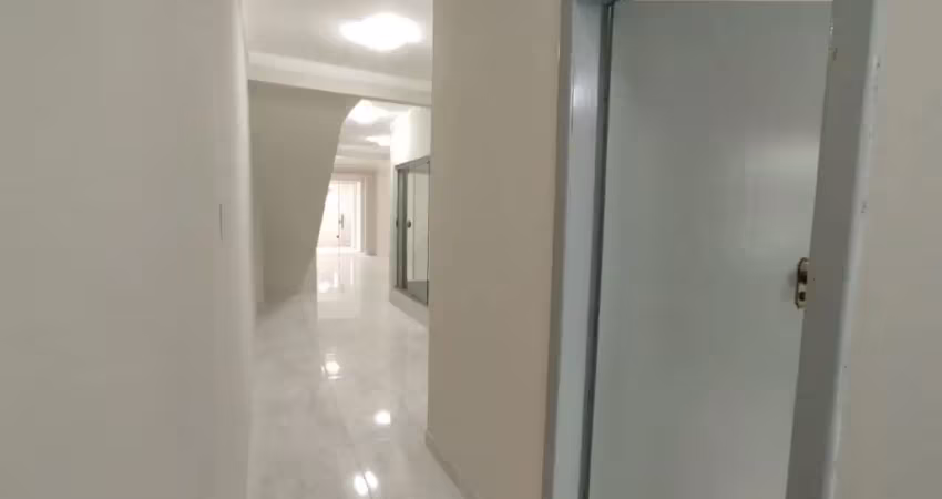 Casa com 3 quartos para alugar na Praça Inaiá, Centro, Porto Seguro