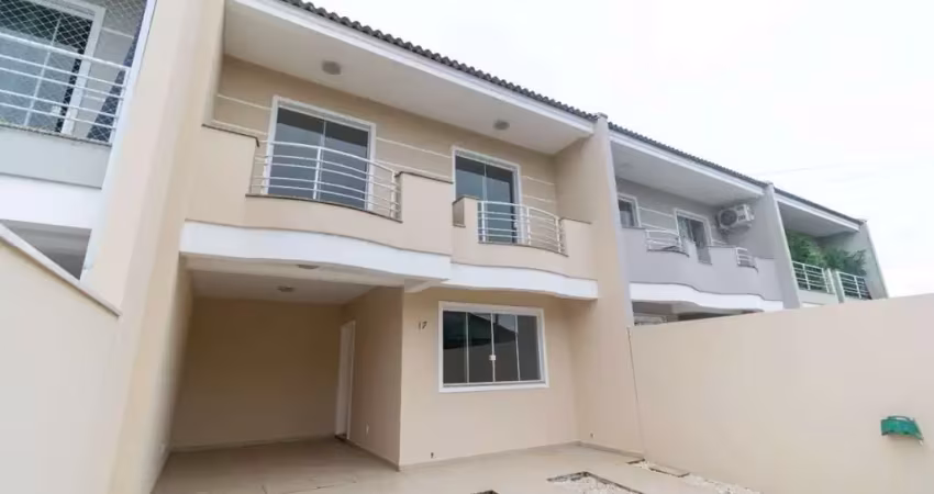 Casa com 3 quartos à venda na José Chipanski Filho, 313, Vila Bancária, Campo Largo