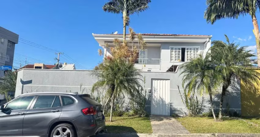 Casa com 4 quartos à venda na Rua Santa Helena, 587, Centro, Pinhais