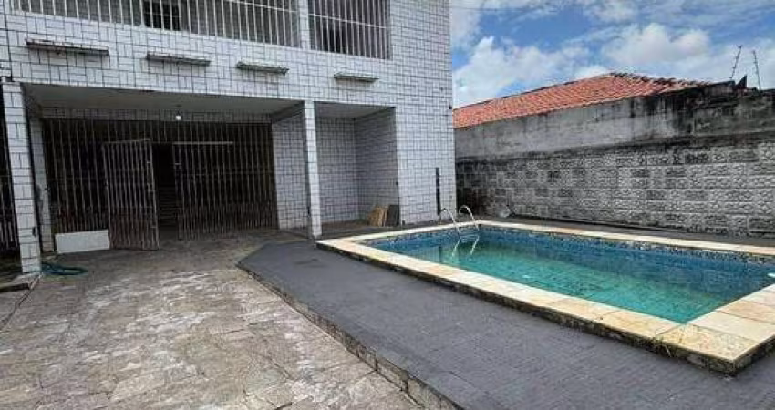 Casa com 4 dormitórios, 200 m² - venda por R$ 430.000,00 ou aluguel por R$ 2.400,00/mês - Cuiá - João Pessoa/PB