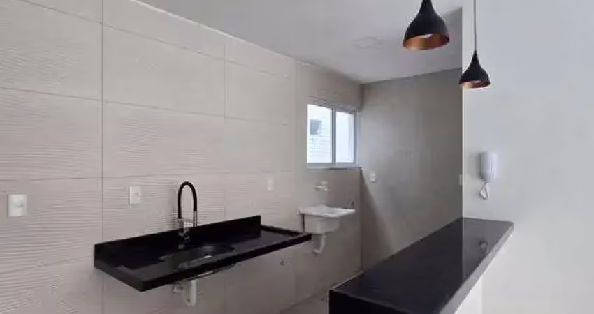 Apartamento com 2 dormitórios à venda, 54 m² por R$ 300.000 - Bessa - João Pessoa/PB