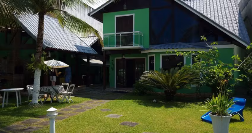 Oportunidade - casa em condomínio com 04 quartos em guaratucaia