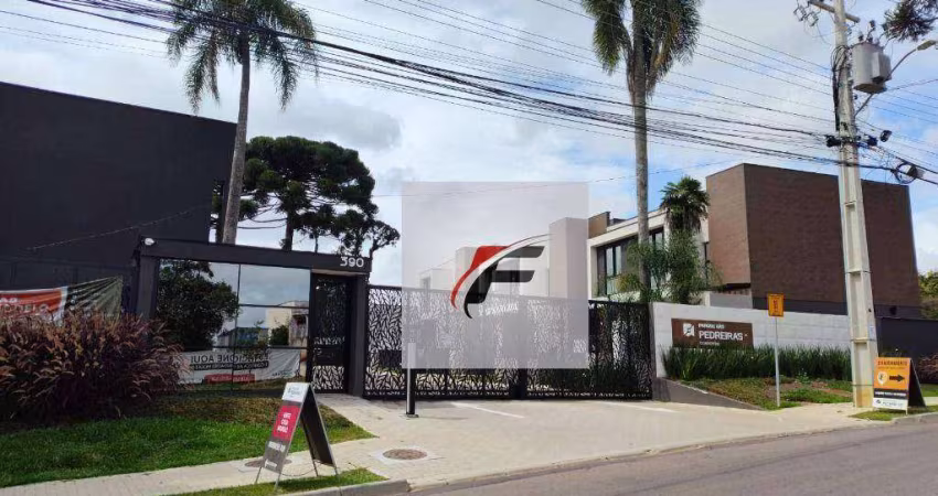 Sobrado com 3 dormitórios à venda, 158 m² por R$ 1.169.288,88 - Pilarzinho - Curitiba/PR