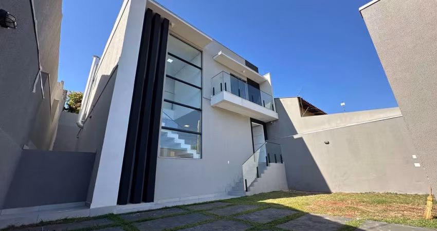 Sobrado à venda com magnífico acabamento, Califórnia, Londrina, PR