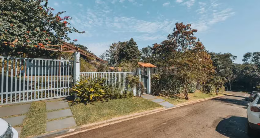 Excelente casa no condomínio estancia cabral, com 4 dormitórios e 233,82m² de área construída
