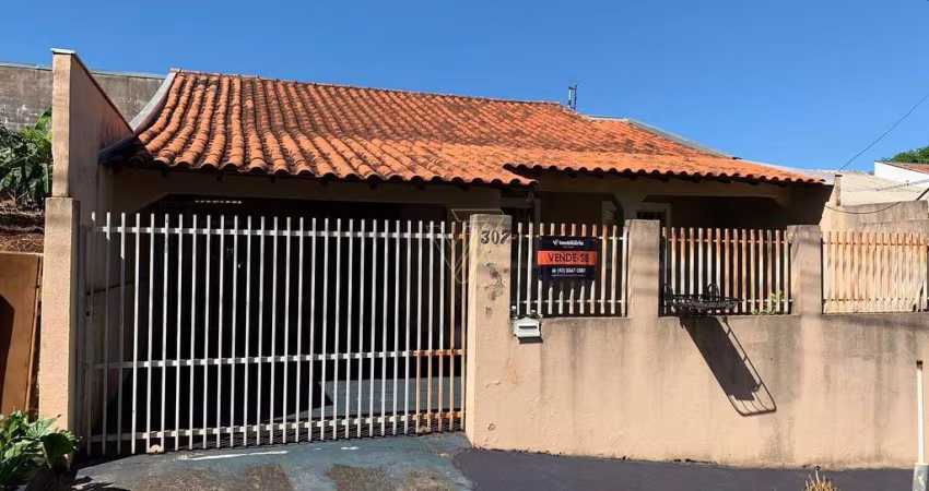 Casa Térrea com Churrasqueira na Região Norte de Londrina: Sua Oportunidade de Ter uma Casa Própria Perto de Tudo!