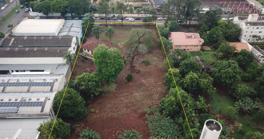 Faça parte do futuro! Área a venda próxima à Av. Arthur Thomas!