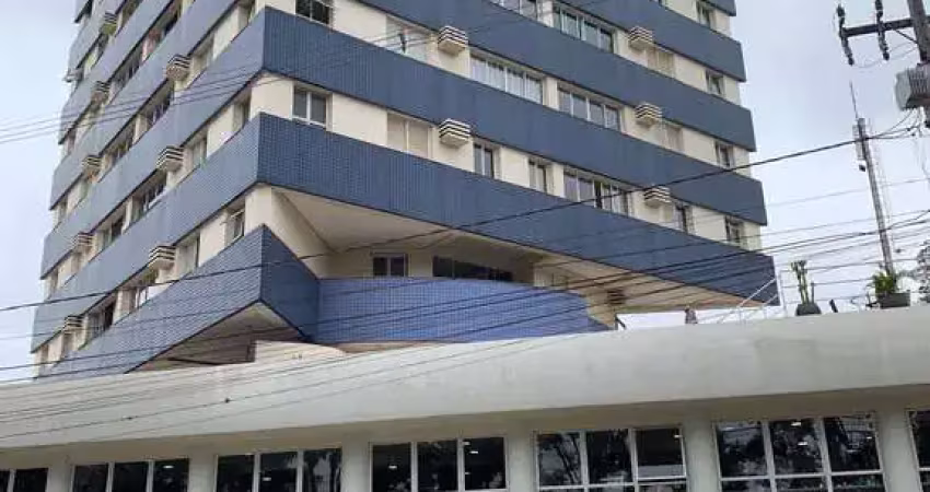 Apartamento estilo studio para locação em frente ao lago igapó!