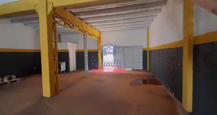 Abaixo do preço! Excelente Galpão com 211 m² á venda em Araucária por apenas R$ 530 MIL! OPORTUNIDA
